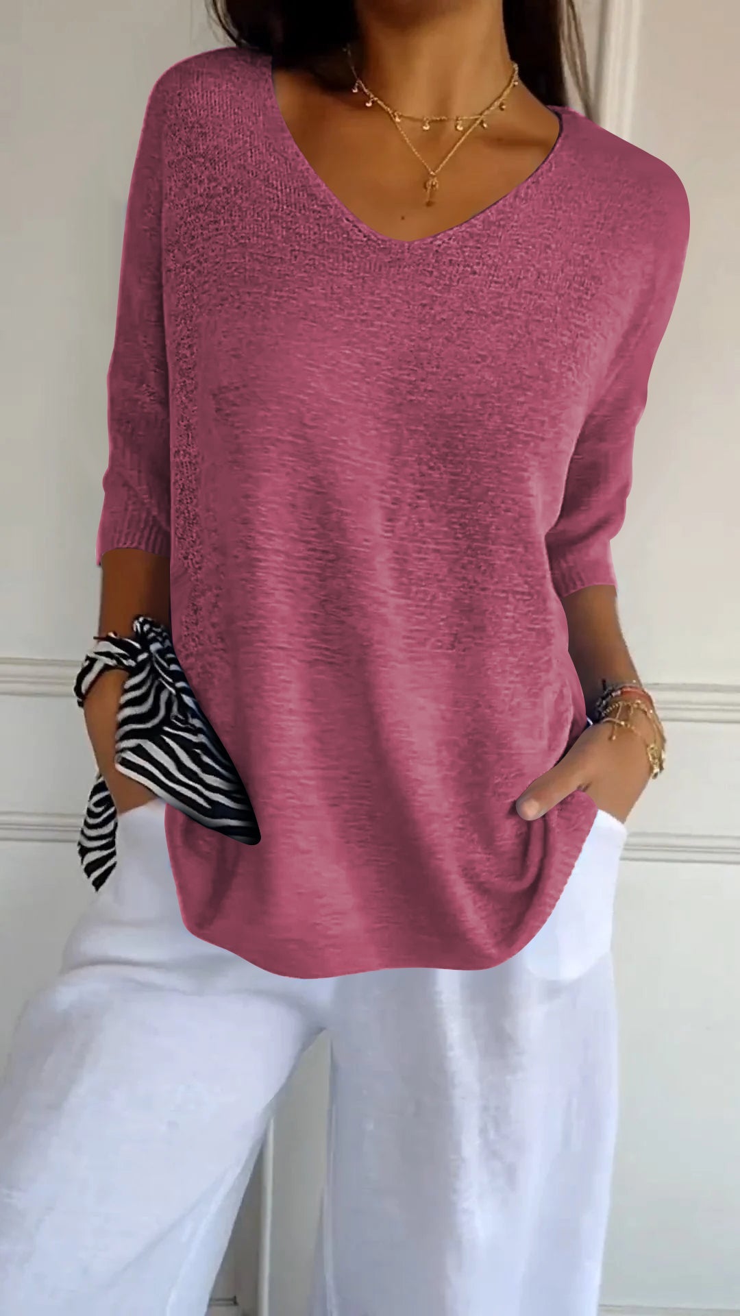 Jill - Women's V-Neck Knit Top