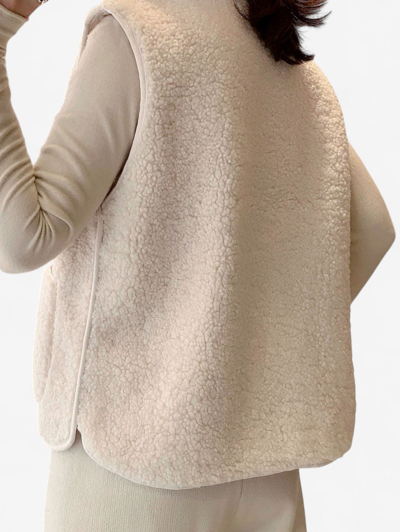 Amelie - Women's Sleeveless Button Down Gilet Vest